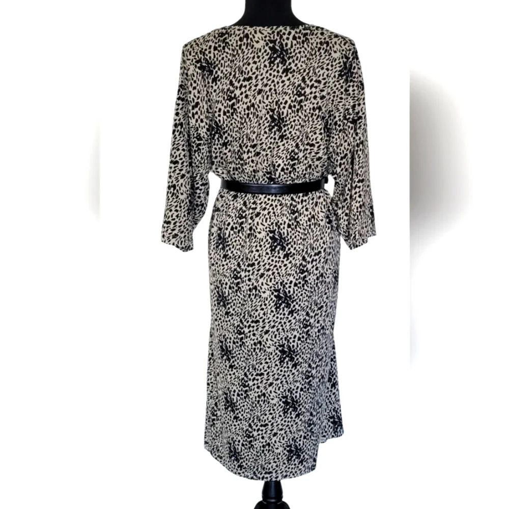 Zara Deep Vneckiline Drop Waist Maxi Dress - Picture 5 of 8